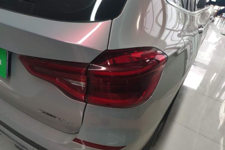 Used BMW X3 2020 xDrive28i Luxury Package Right Rear Taillight