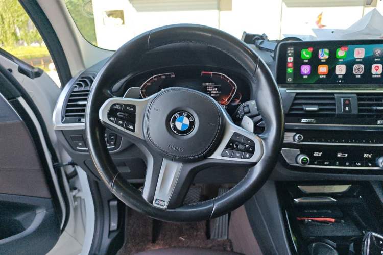 Used BMW X3 2020 xDrive30i Luxury Model with M Sport Package Steering Wheel