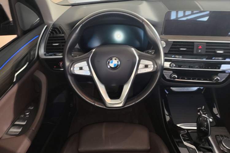 Used BMW X3 2020 xDrive28i Luxury Package Steering Wheel