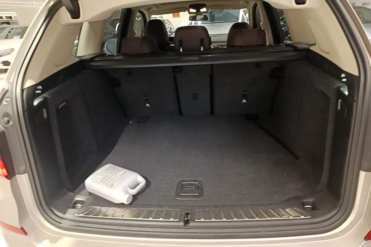Used BMW X3 2020 xDrive28i Luxury Package Trunk