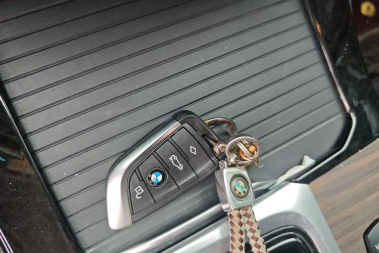 Used BMW X3 2020 xDrive28i Luxury Package Vehicle Key