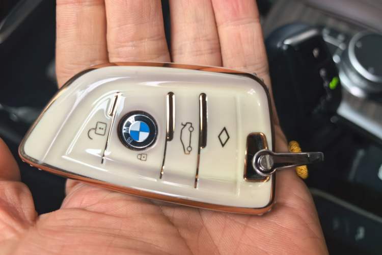 Used BMW X3 2020 xDrive28i Luxury Package Vehicle Key
