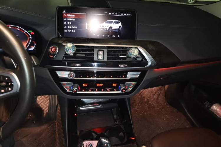 Used BMW X3 2020 xDrive30i Luxury Model with M Sport Package Audio And AC Panel