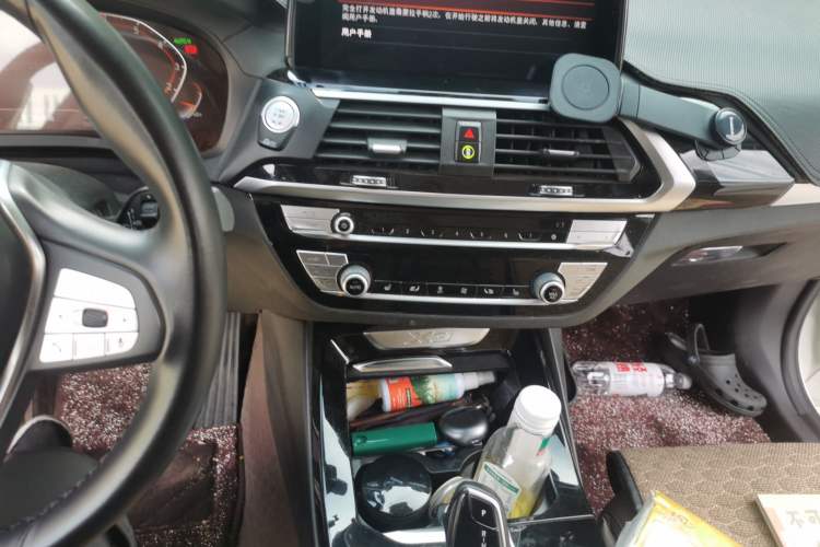 Used BMW X3 2020 xDrive25i Luxury Package Audio And AC Panel