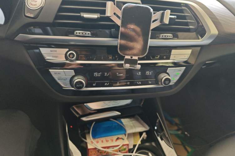 Used BMW X3 2020 xDrive28i Luxury Package Audio And AC Panel
