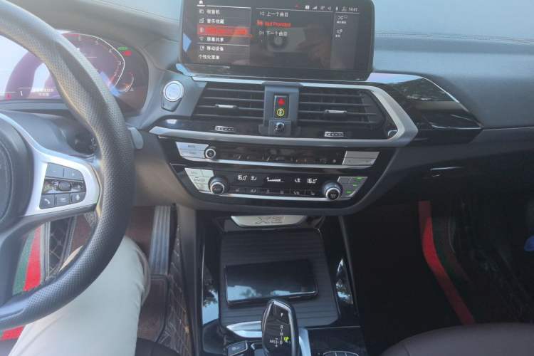 Used BMW X3 2020 xDrive25i M Sport Package Audio And AC Panel