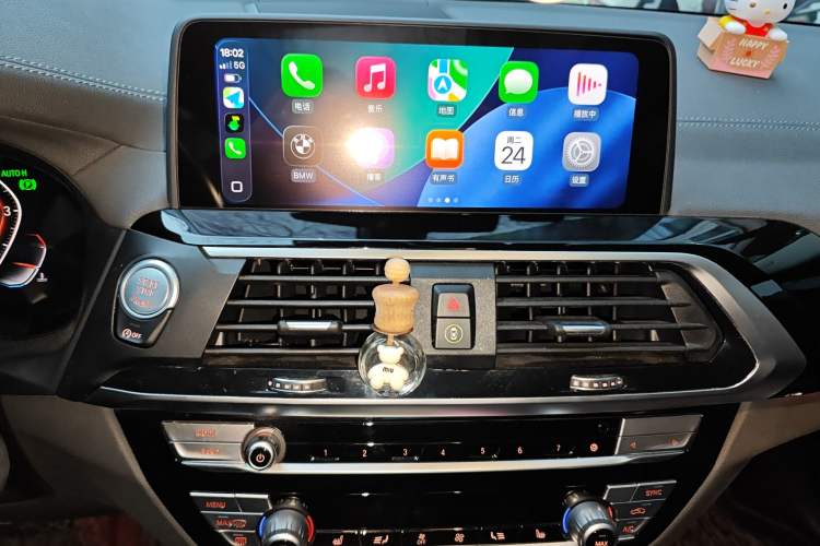 Used BMW X3 2020 xDrive25i Luxury Package Audio And AC Panel