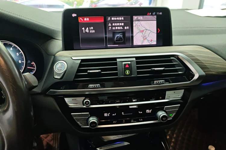Used BMW X3 2020 xDrive28i Luxury Package Audio And AC Panel