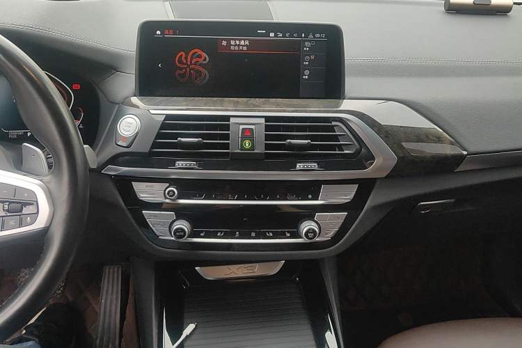 Used BMW X3 2020 xDrive30i Luxury Model with M Sport Package Audio And AC Panel
