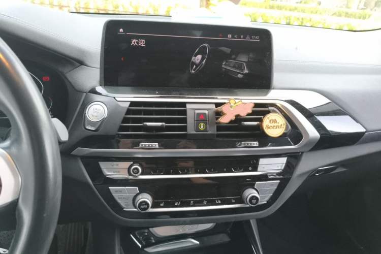 Used BMW X3 2020 xDrive25i M Sport Package Audio And AC Panel