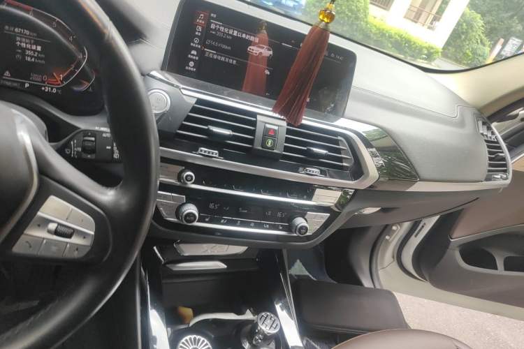 Used BMW X3 2020 xDrive25i Luxury Package Audio And AC Panel