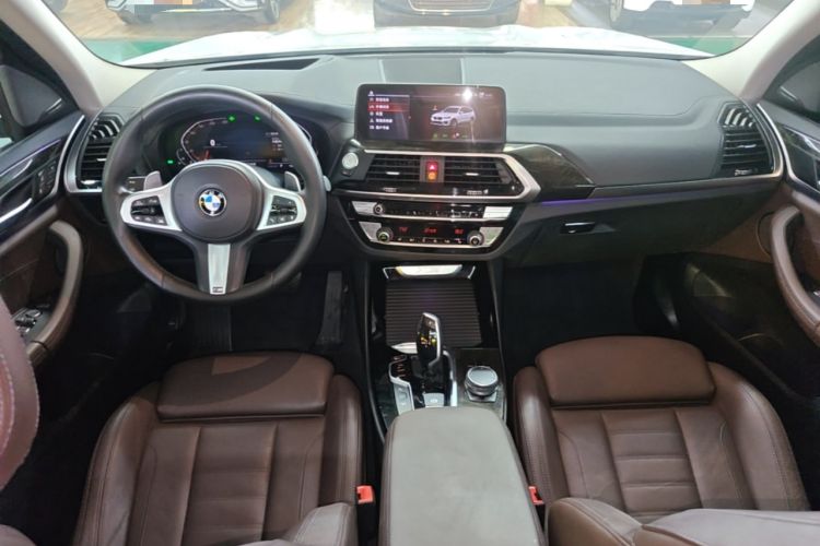 Used BMW X3 2020 xDrive30i Luxury Model with M Sport Package Center Console
