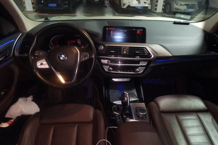 Used BMW X3 2020 xDrive28i Luxury Package Center Console