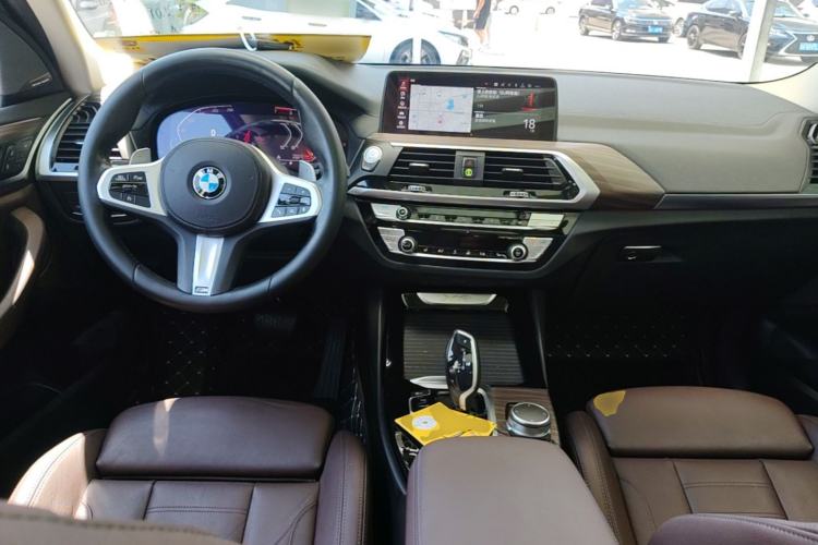 Used BMW X3 2020 xDrive28i M Sport Package Center Console