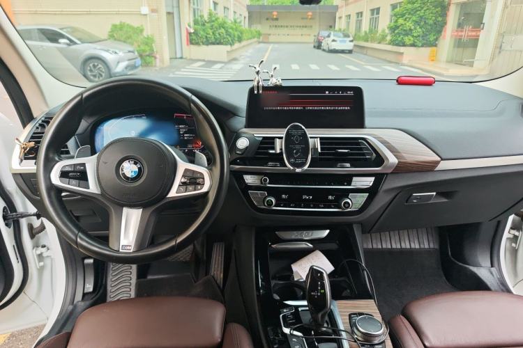 Used BMW X3 2020 xDrive28i M Sport Package Center Console