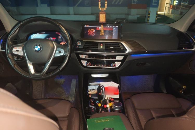 Used BMW X3 2020 xDrive28i Luxury Package Center Console