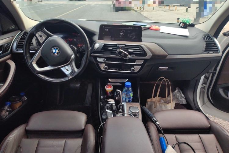 Used BMW X3 2020 xDrive28i Luxury Package Center Console