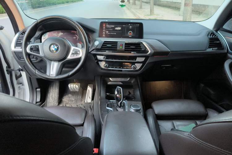 Used BMW X3 2020 xDrive28i M Sport Package Center Console