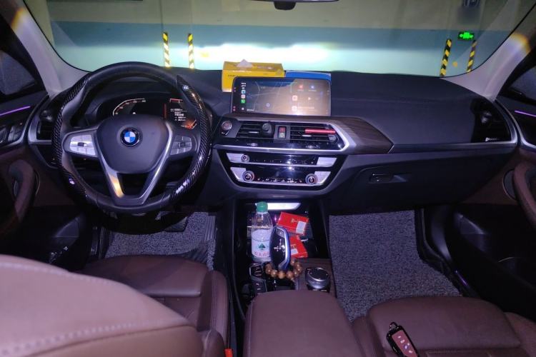 Used BMW X3 2020 xDrive28i Luxury Package Center Console