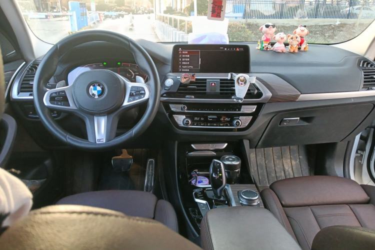 Used BMW X3 2020 xDrive28i M Sport Package Center Console