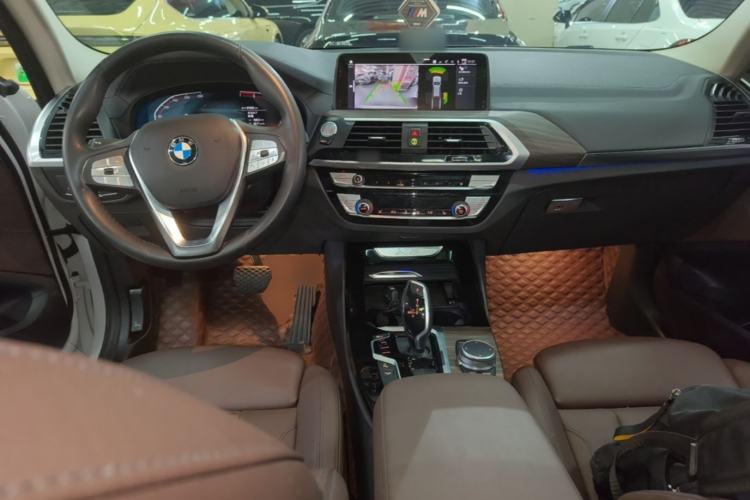 Used BMW X3 2020 xDrive28i Luxury Package Center Console