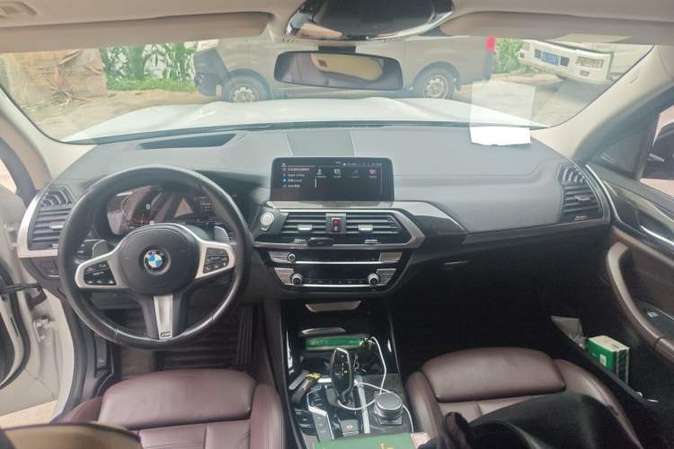 Used BMW X3 2020 xDrive30i Luxury Model with M Sport Package Center Console