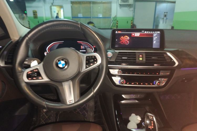 Used BMW X3 2020 xDrive30i Luxury Model with M Sport Package Center Console