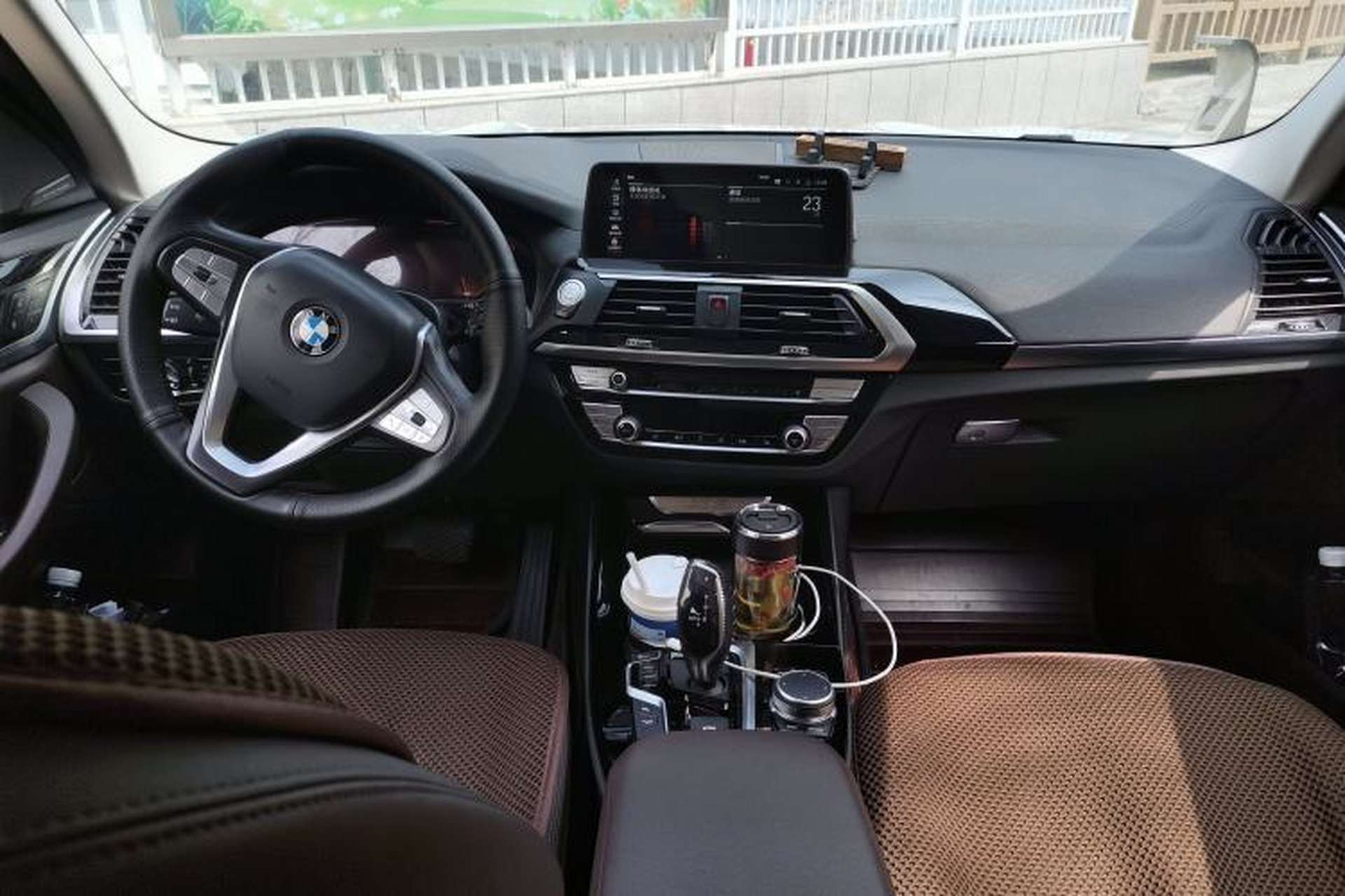 Used BMW X3 2020 xDrive25i Luxury Package Center Console