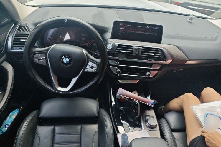 Used BMW X3 2020 xDrive28i Luxury Package Center Console