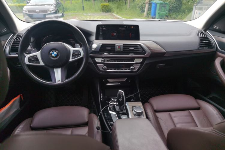 Used BMW X3 2020 xDrive28i M Sport Package Center Console