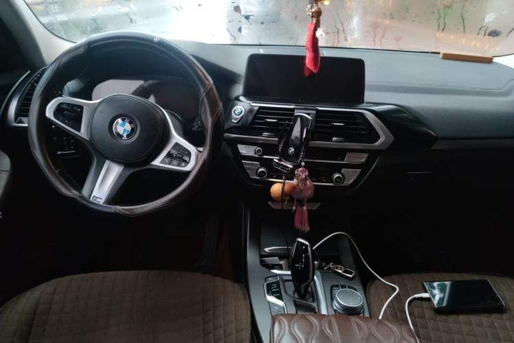 Used BMW X3 2020 xDrive25i M Sport Package Center Console