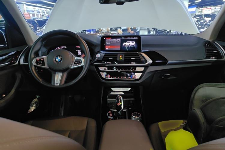 Used BMW X3 2020 xDrive25i M Sport Package Center Console