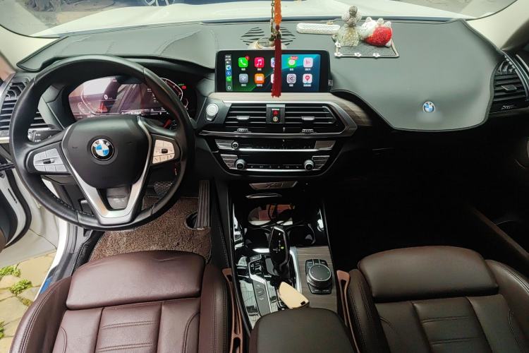 Used BMW X3 2020 xDrive28i Luxury Package Center Console