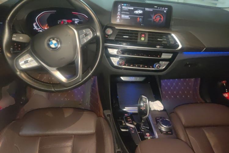 Used BMW X3 2020 xDrive28i Luxury Package Center Console