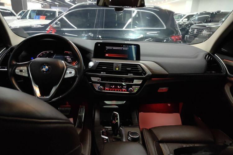 Used BMW X3 2020 xDrive28i Luxury Package Center Console