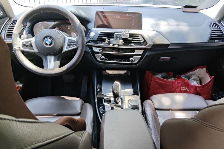 Used BMW X3 2020 xDrive28i M Sport Package Center Console