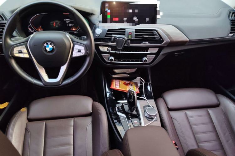 Used BMW X3 2020 xDrive28i Luxury Package Center Console