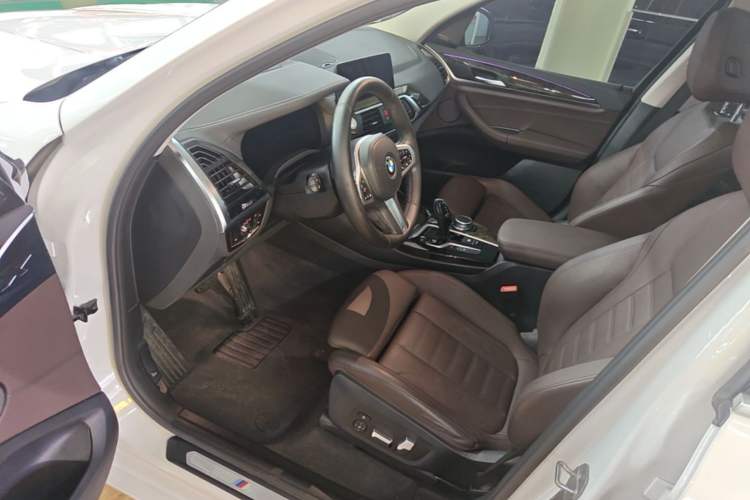 Used BMW X3 2020 xDrive30i Luxury Model with M Sport Package Driver Seat
