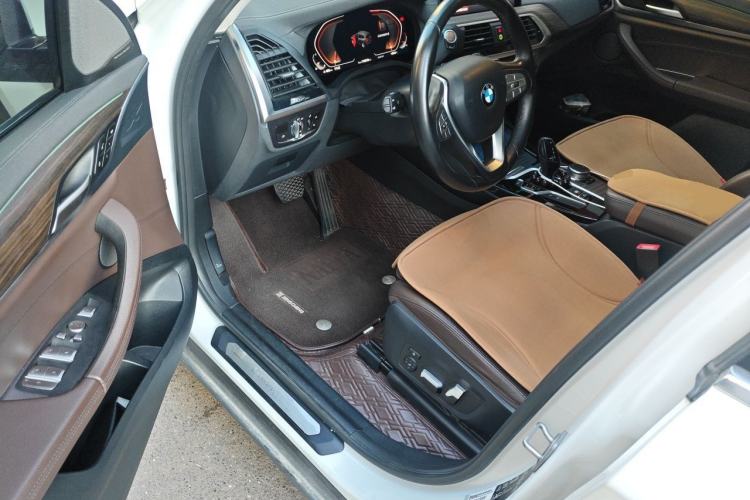 Used BMW X3 2020 xDrive28i Luxury Package Driver Seat