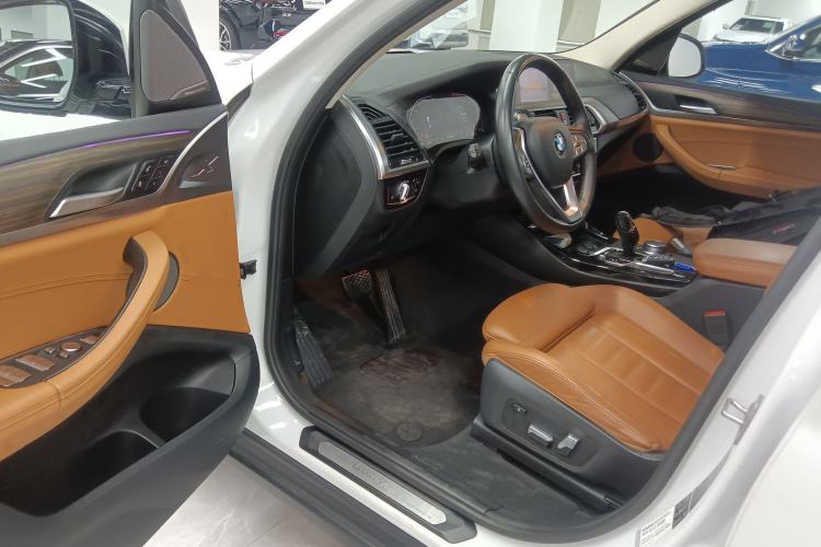 Used BMW X3 2020 xDrive28i Luxury Package Driver Seat