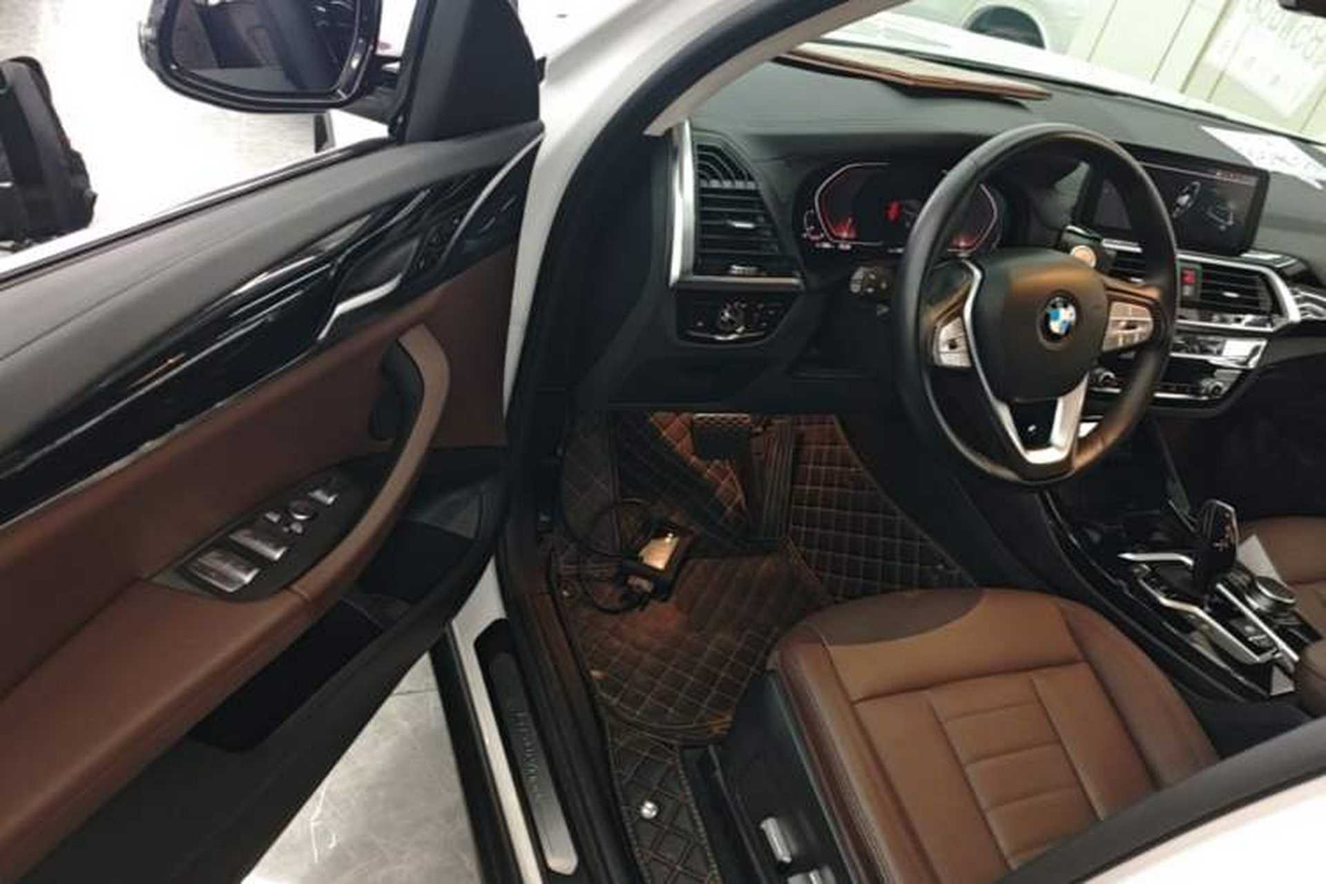 Used BMW X3 2020 xDrive25i Luxury Package Driver Seat