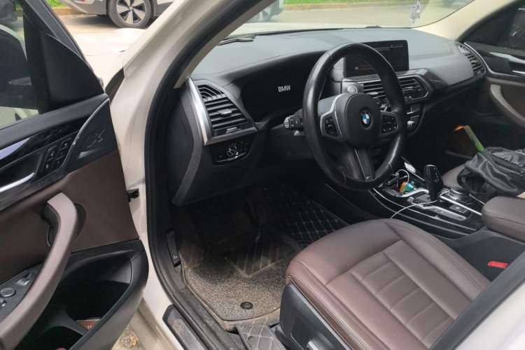 Used BMW X3 2020 xDrive25i M Sport Package Driver Seat