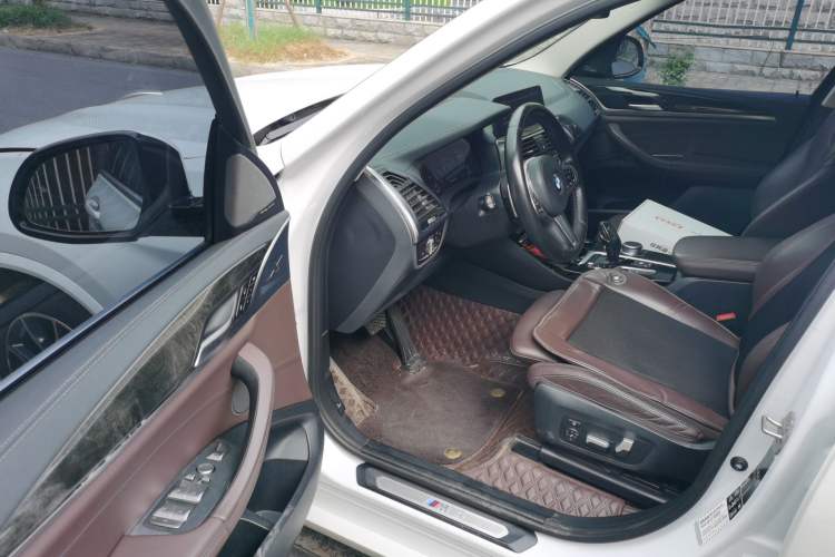 Used BMW X3 2020 xDrive30i Luxury Model with M Sport Package Driver Seat