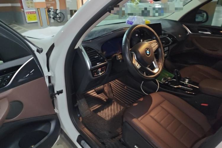 Used BMW X3 2020 xDrive25i Luxury Package Driver Seat