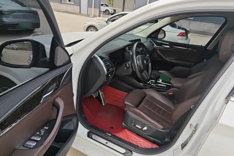 Used BMW X3 2020 xDrive30i Luxury Model with M Sport Package Driver Seat