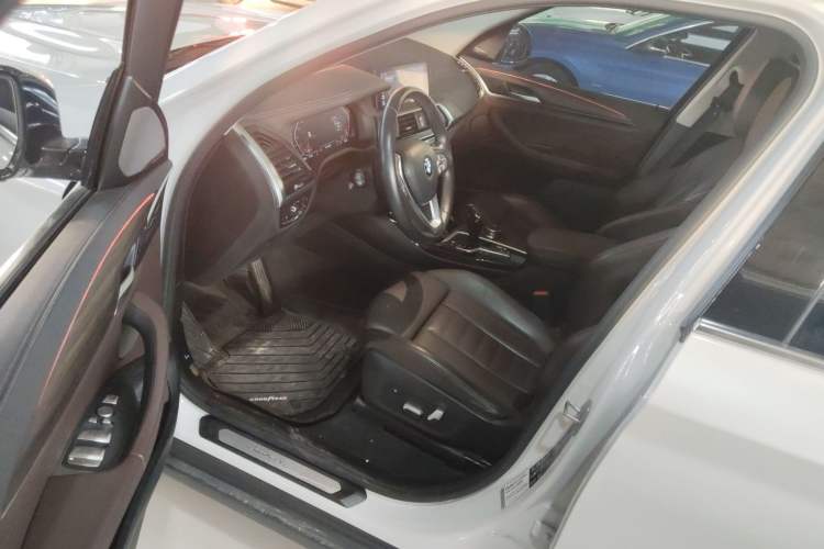 Used BMW X3 2020 xDrive28i Luxury Package Driver Seat