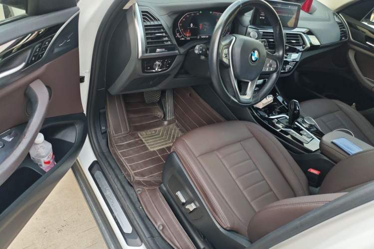 Used BMW X3 2020 xDrive25i Luxury Package Driver Seat