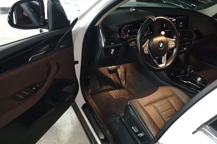 Used BMW X3 2020 xDrive25i Luxury Package Driver Seat