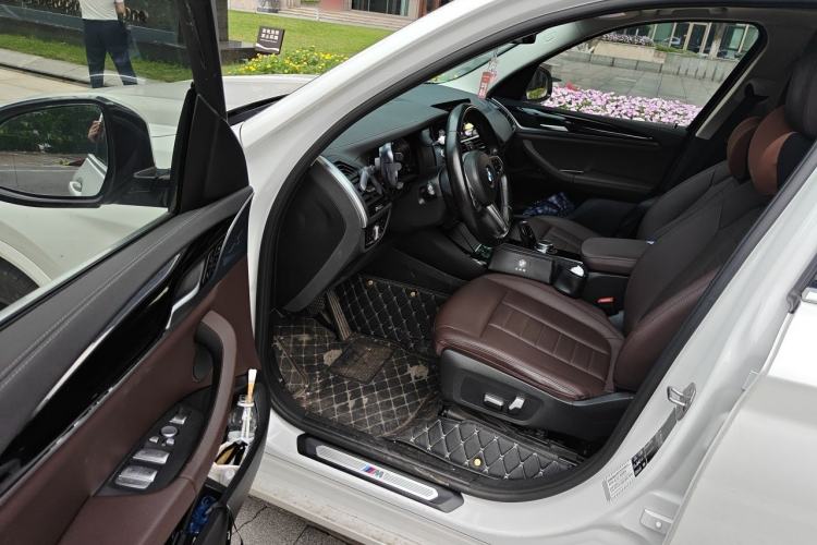 Used BMW X3 2020 xDrive25i M Sport Package Driver Seat