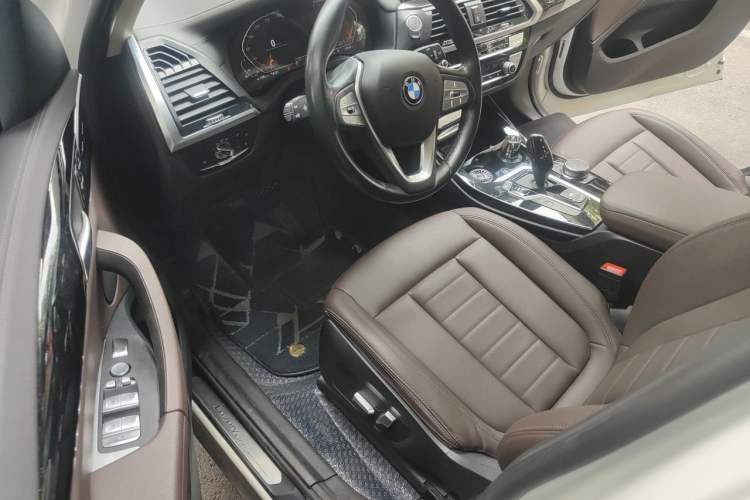 Used BMW X3 2020 xDrive25i Luxury Package Driver Seat